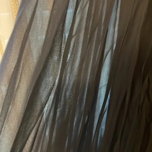 Badgley Mischka Evening Gown - Picture 3 of 7